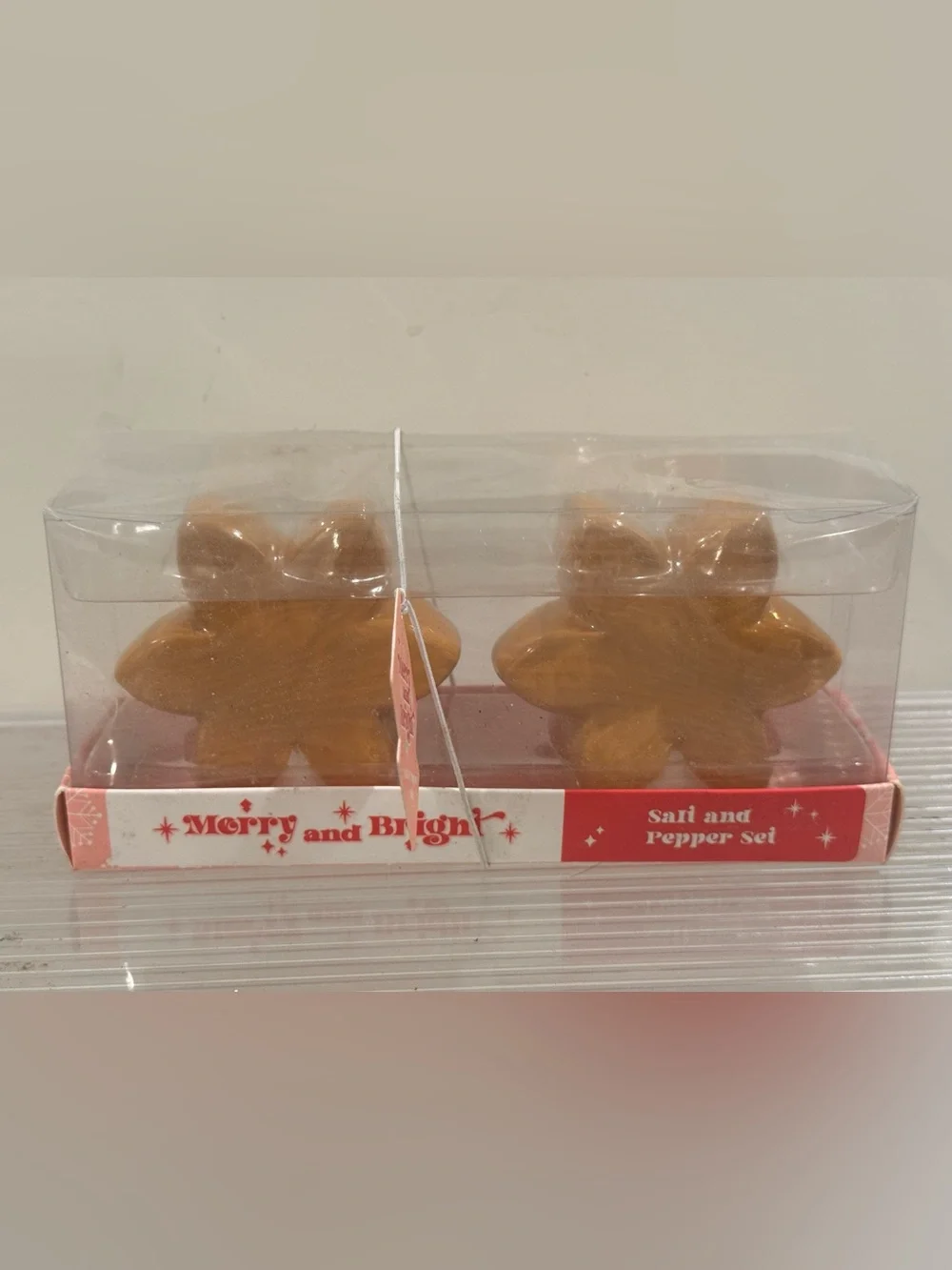 NEW Merry and Bright Holiday Star Cookie Salt & Pepper Shakers Set
